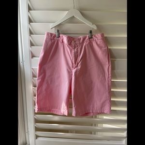 Vineyard Vines shorts